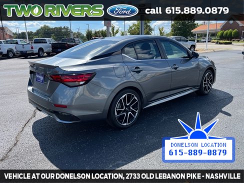 Used 2025 Nissan Sentra SR w/ Lighting Package image 10