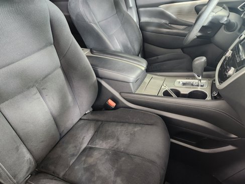 Used 2017 Nissan Murano S image 16