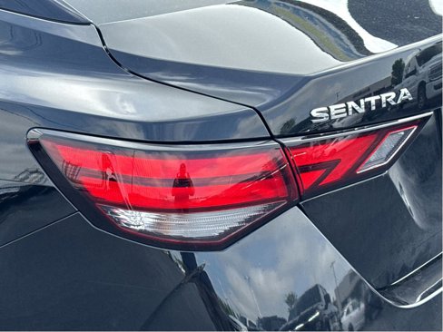 Used 2023 Nissan Sentra SV image 23