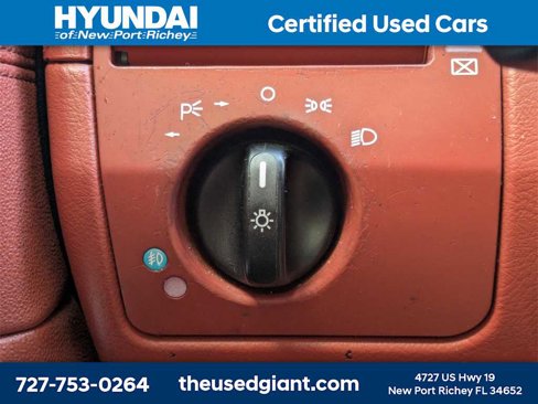 Used 2004 Chrysler Crossfire Coupe image 25