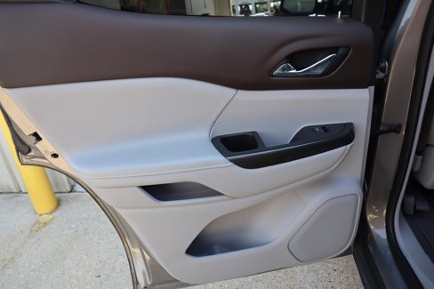 Used 2019 GMC Acadia SLT image 33