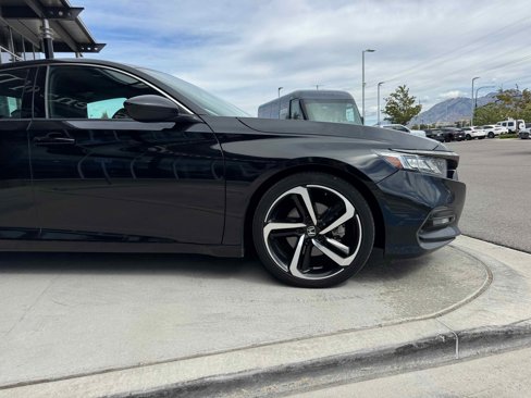 Used 2019 Honda Accord Sport image 10