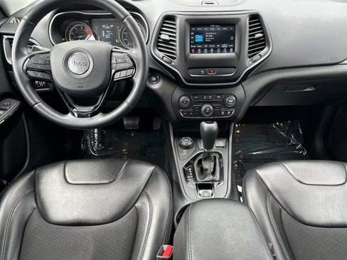Used 2019 Jeep Cherokee Latitude Plus image 13