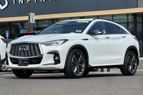 Used 2025 INFINITI QX55 Luxe w/ Cargo Package image 8