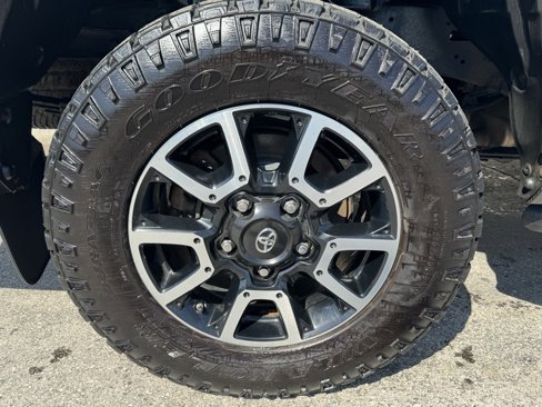 Used 2017 Toyota Tundra SR5 image 40