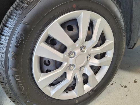 Used 2019 Nissan Rogue Sport S image 31