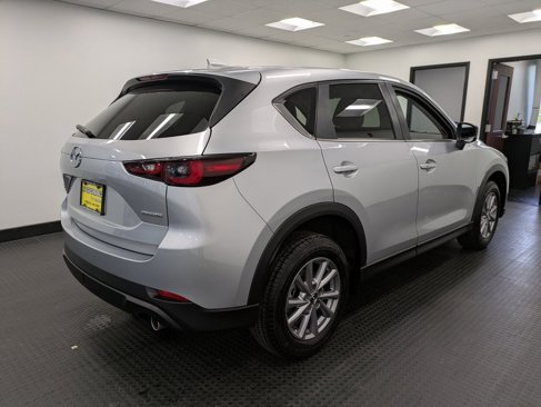 Used 2023 MAZDA CX-5 AWD 2.5 S w/ Preferred Package image 4