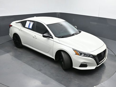 Used 2022 Nissan Altima 2.5 SR image 37