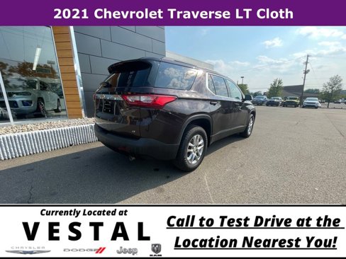 Used 2021 Chevrolet Traverse LT image 5