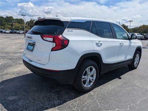 Certified 2024 GMC Terrain SLE image 7