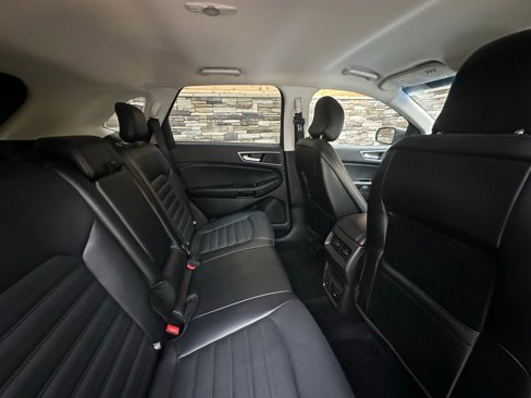 Used 2017 Ford Edge SEL w/ Equipment Group 201A image 29