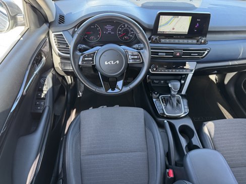 Certified 2023 Kia Seltos S w/ Navigation Package image 14