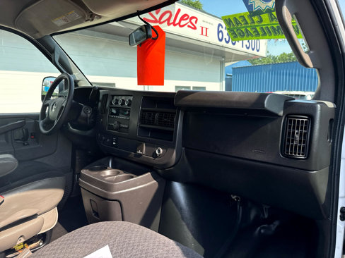 Used 2018 GMC Savana 2500 w/ Driver Convenience Package image 20