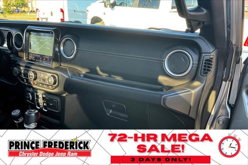 Used 2020 Jeep Gladiator Overland image 13