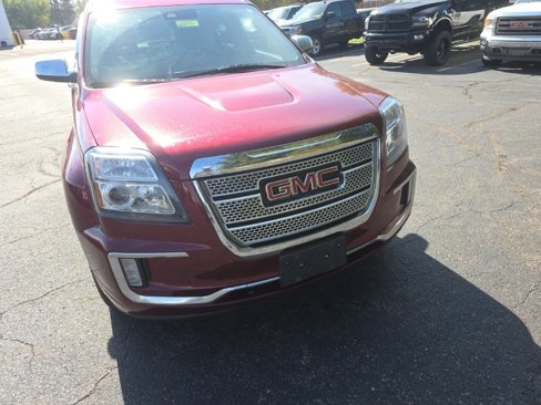 Used 2017 GMC Terrain Denali image 3