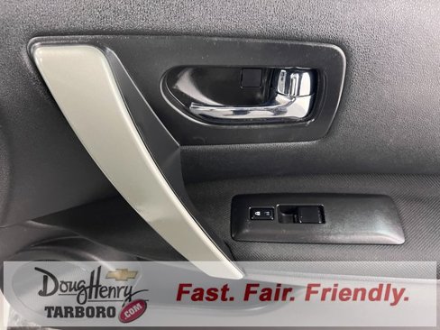 Used 2012 Nissan Rogue S image 36