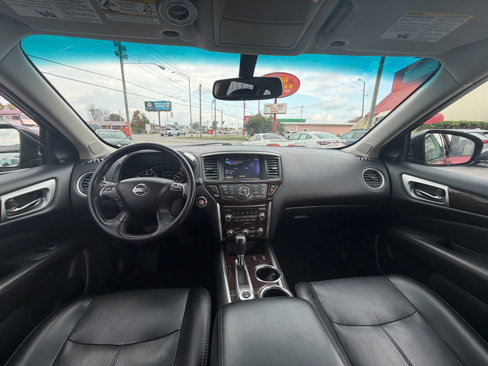 Used 2015 Nissan Pathfinder SL w/ SL Tech Package image 24