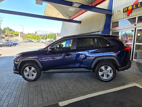 Used 2023 Toyota RAV4 XLE w/ Convenience Package image 8