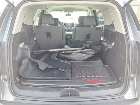 Used 2020 GMC Acadia SLE w/ LPO, Floor Liner Package image 24