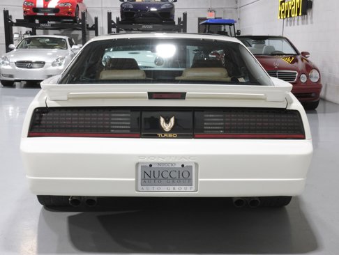 Used 1989 Pontiac Firebird Trans Am image 16
