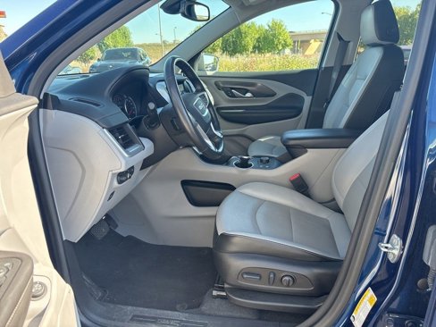 Used 2022 GMC Terrain SLT w/ LPO, Floor Liner Package image 10