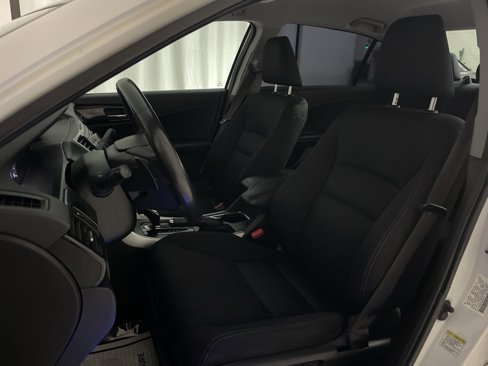Used 2013 Honda Accord Sport image 21