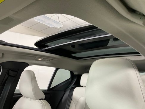 New 2025 Volvo XC40 B5 Plus w/ Protection Package Premier image 27