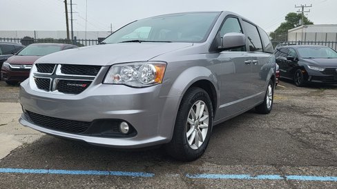 Used 2018 Dodge Grand Caravan SXT image 5