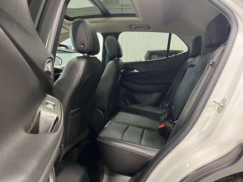 Certified 2022 Buick Encore GX Essence w/ Advanced Technology Package image 11