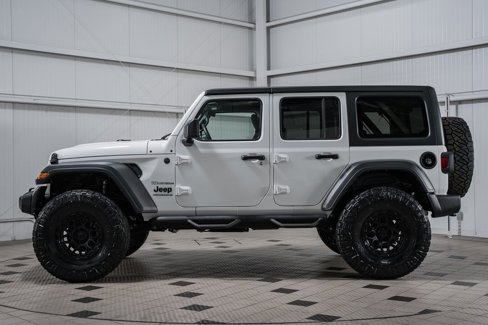 Used 2024 Jeep Wrangler Sport image 4