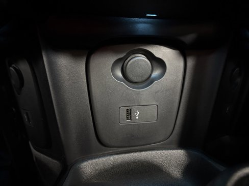 Certified 2024 MINI Cooper 2-Door Hardtop image 16