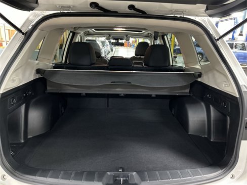 Used 2019 Subaru Forester Premium w/ All-Weather Package image 27