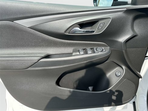 New 2025 Buick Envista Avenir image 15