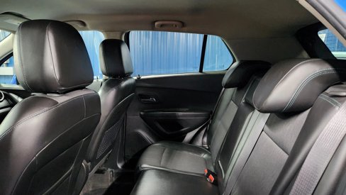 Used 2016 Chevrolet Trax LT w/ LT Convenience Package image 17