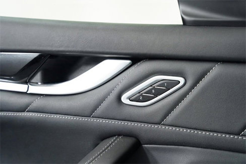 Used 2022 Maserati Levante GT image 49