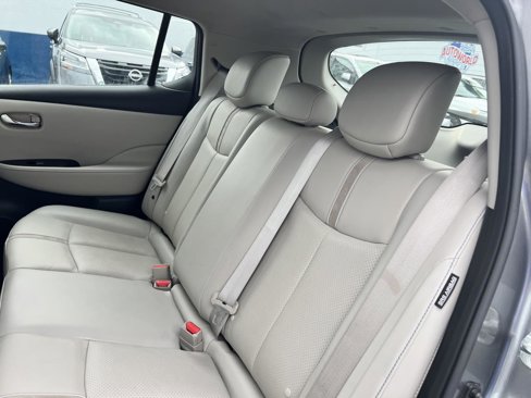 Used 2021 Nissan Leaf SL Plus image 18