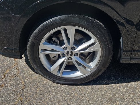 Certified 2022 Audi Q3 2.0T Premium Plus image 7