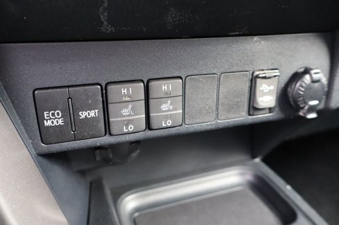 Used 2018 Toyota RAV4 XLE image 21