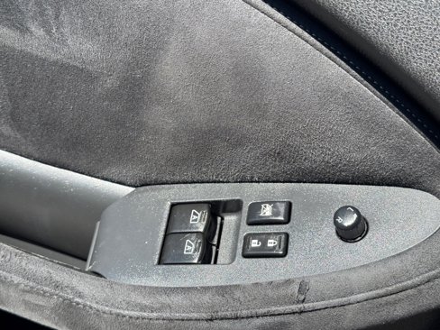 Used 2010 Nissan 370Z Touring w/ Sport Pkg image 16