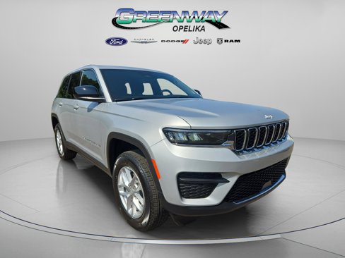 New 2025 Jeep Grand Cherokee Laredo X image 1