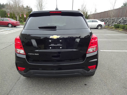 Used 2020 Chevrolet Trax LS w/ Tint and Cruise Package image 7