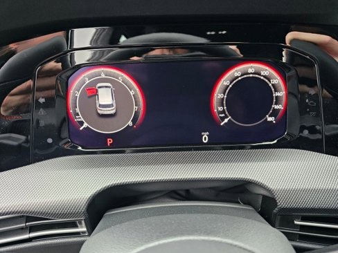 New 2025 Volkswagen Golf S image 28