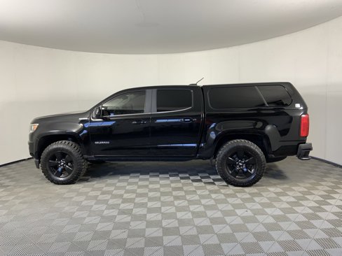 Used 2016 Chevrolet Colorado LT w/ Midnight Edition image 6