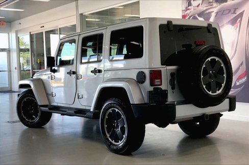 Used 2012 Jeep Wrangler Altitude image 4