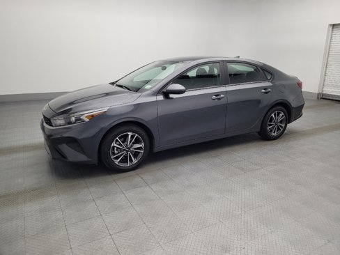 Used 2024 Kia Forte LXS image 2