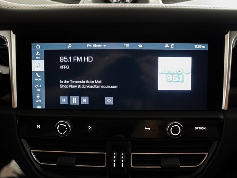 Certified 2024 Porsche Macan image 22