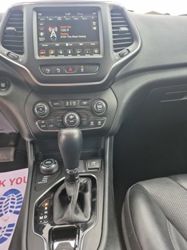 Used 2023 Jeep Cherokee Altitude Lux image 31