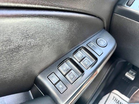 Used 2017 Chevrolet Tahoe LS w/ All-Season Package image 20