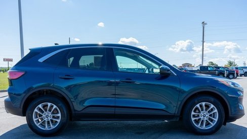 Used 2020 Ford Escape SE image 5