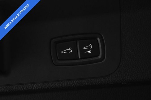 Used 2022 Porsche Panamera 4 Platinum Edition image 8